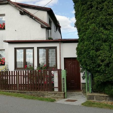 Dvougeneracni Dum Se Zahradou Leilighet Vimperk Eksteriør bilde